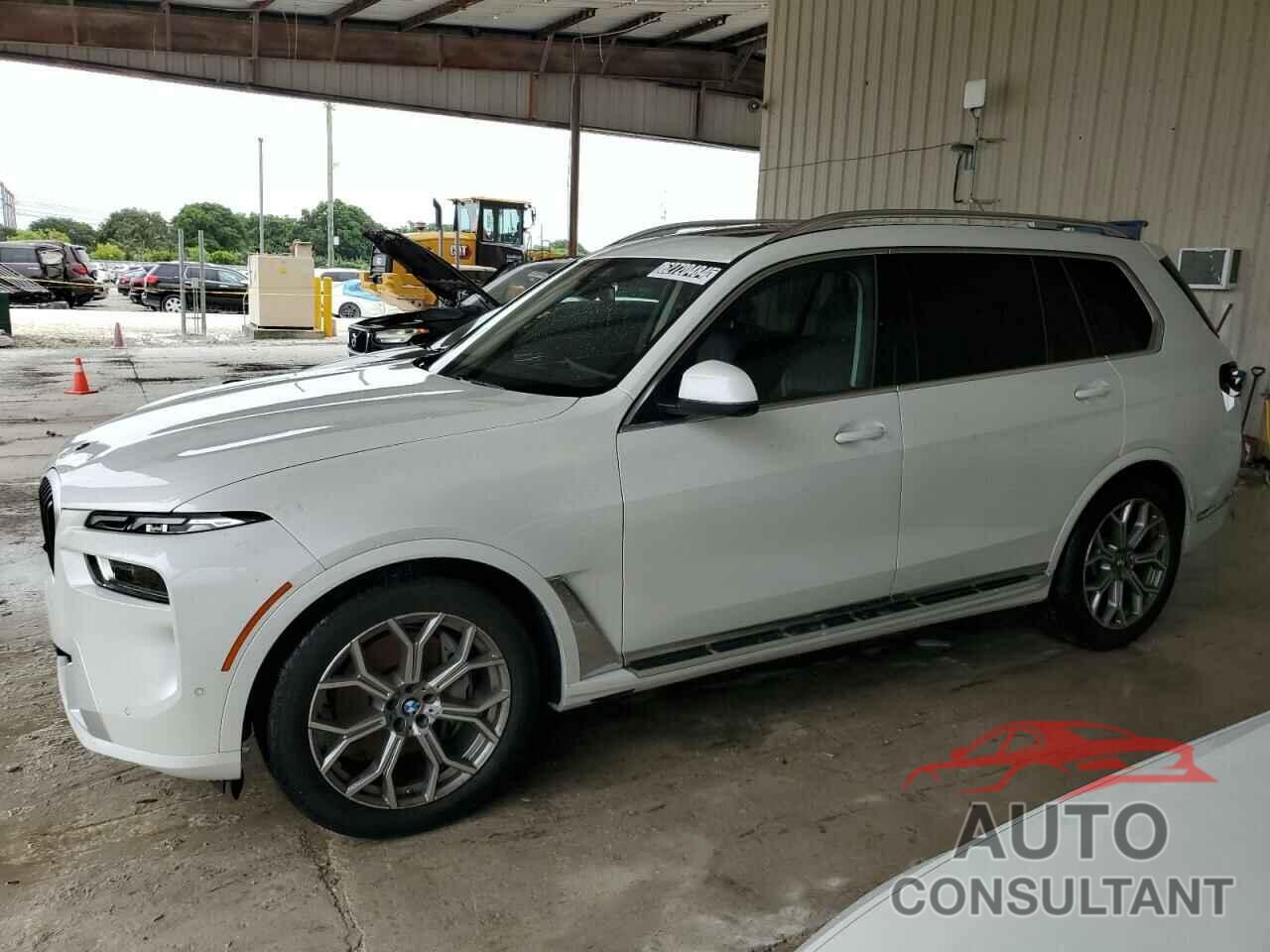 BMW X7 2023 - 5UX23EM04P9P28819