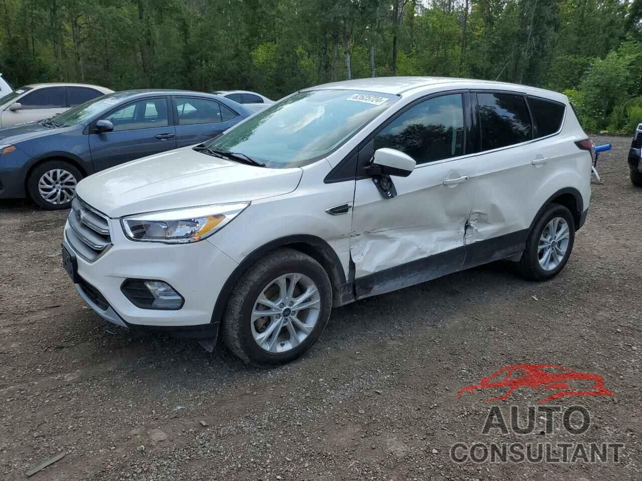 FORD ESCAPE 2017 - 1FMCU0G99HUA42219