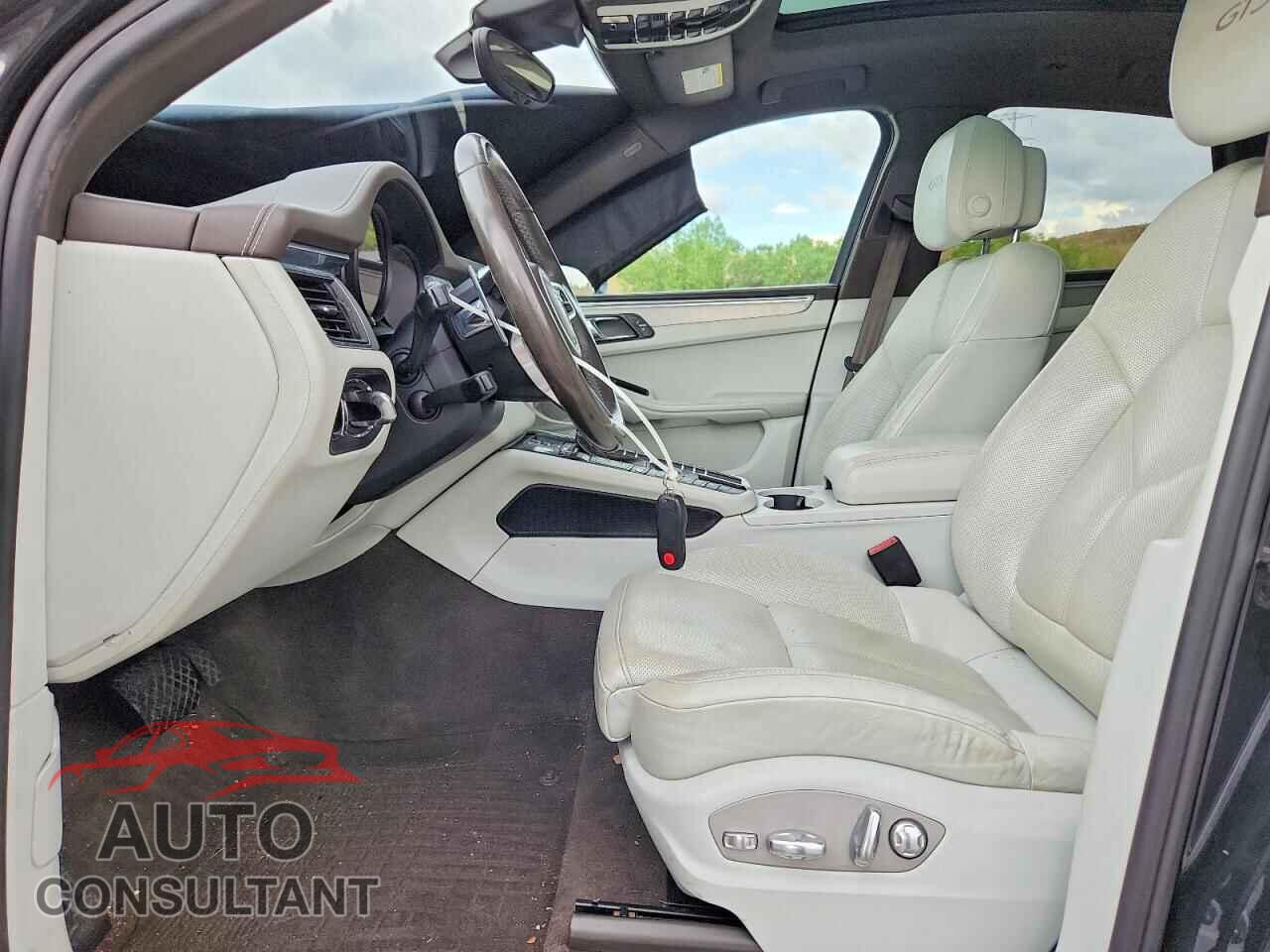 PORSCHE MACAN 2017 - WP1AG2A58HLB54891