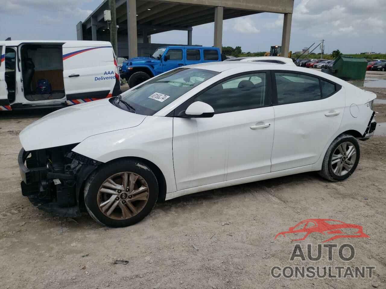 HYUNDAI ELANTRA 2020 - 5NPD84LF1LH631445