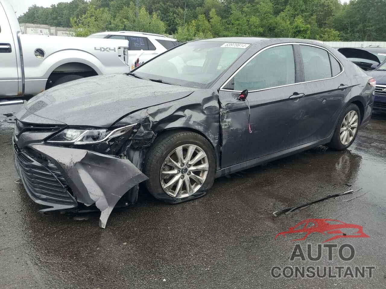 TOYOTA CAMRY 2018 - 4T1B11HK8JU106168