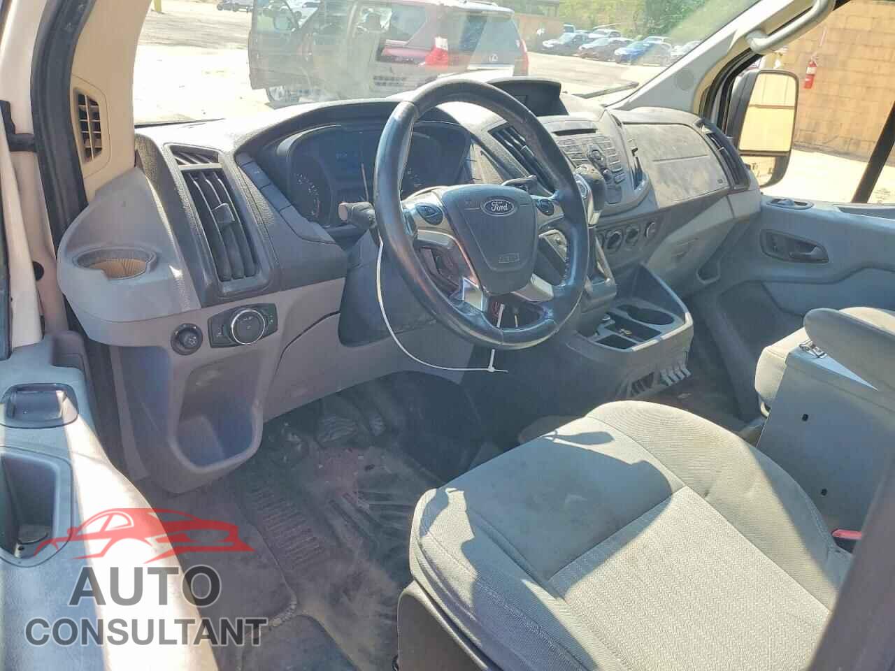 FORD TRANSIT 2015 - 1FTNE1YM8FKB13065