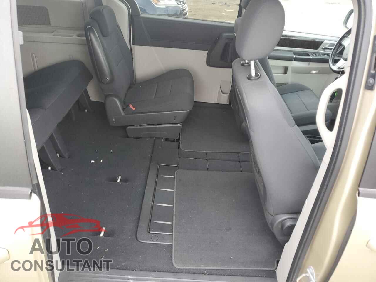 DODGE CARAVAN 2010 - 2D4RN5D17AR231903