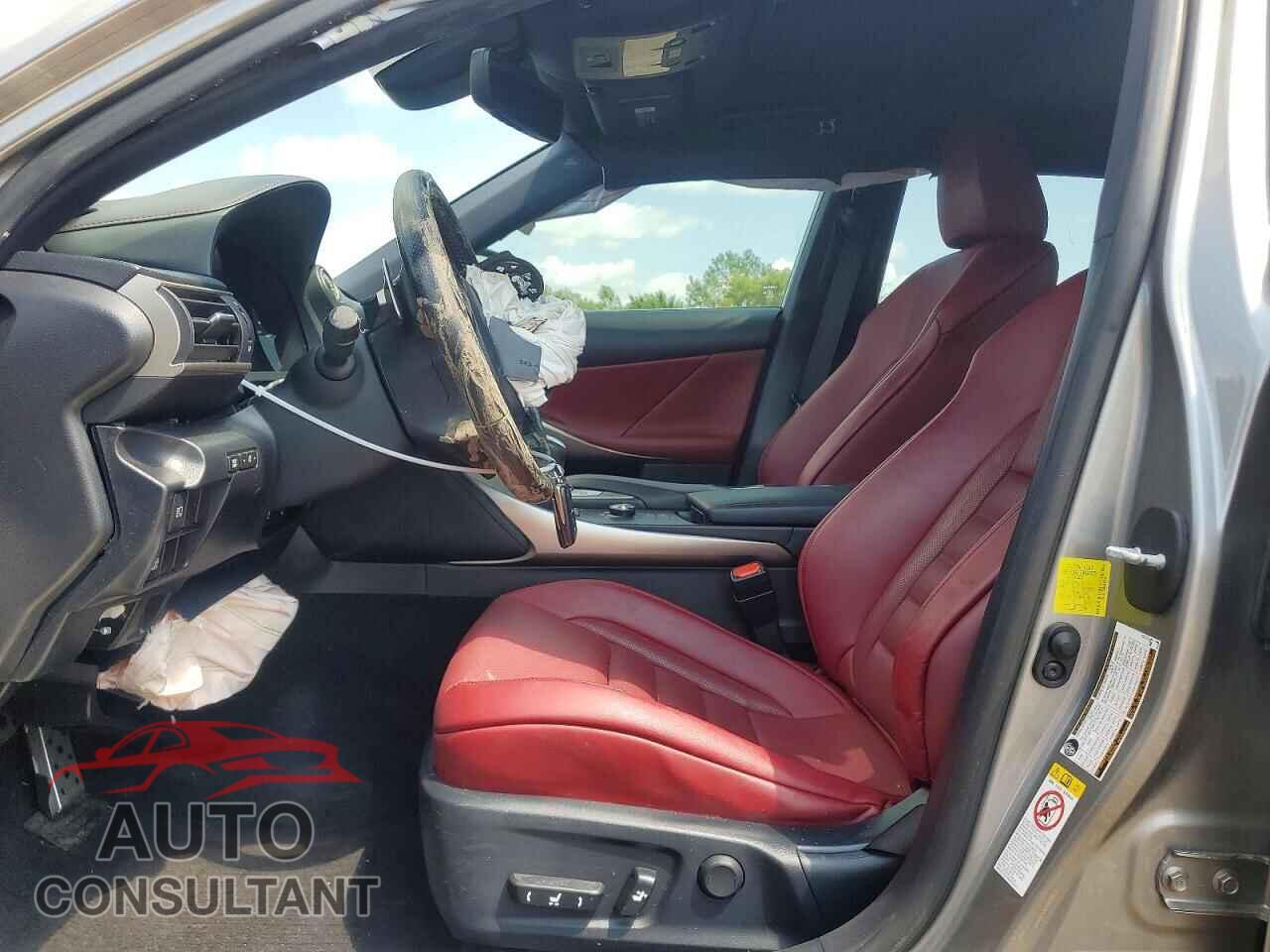 LEXUS IS 2017 - JTHCM1D24H5015519