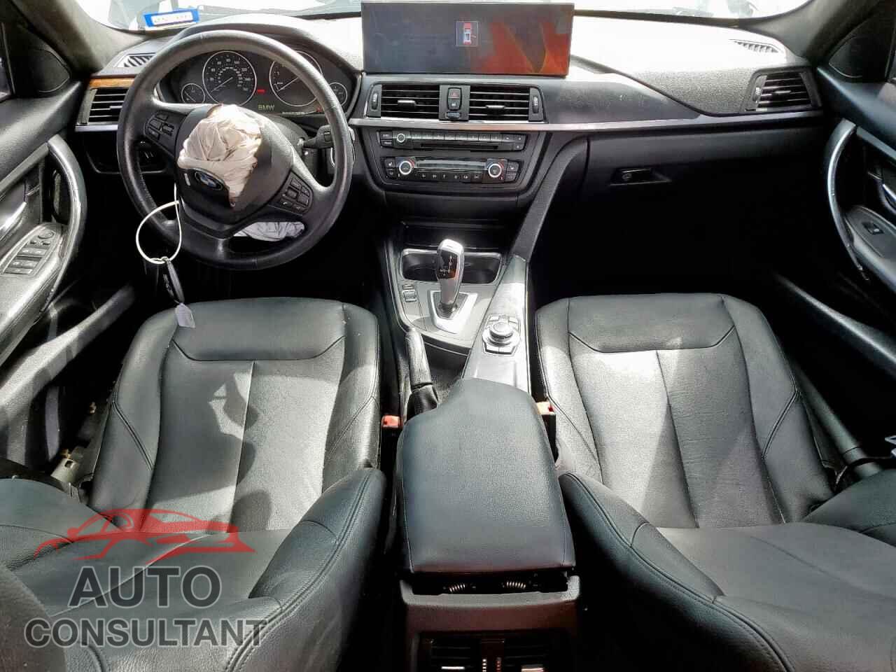 BMW 3 SERIES 2013 - WBA3B3C5XDF538608