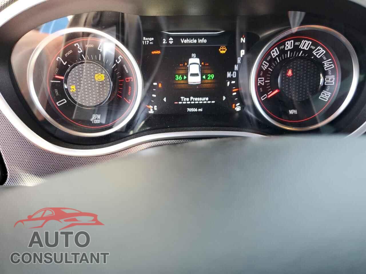 DODGE CHALLENGER 2018 - 2C3CDZFJ4JH334765