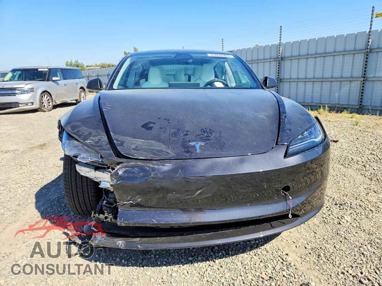TESLA MODEL 3 2025 - 5YJ3E1EA9SF933213