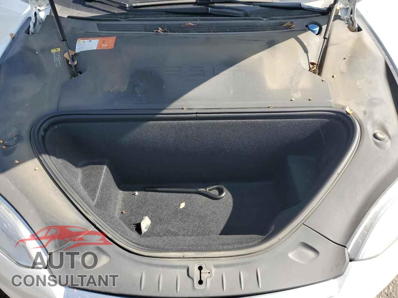 TESLA MODEL S 2018 - 5YJSA1E27JF257214
