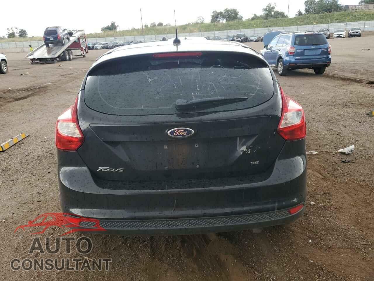 FORD FOCUS 2014 - 1FADP3K2XEL327143