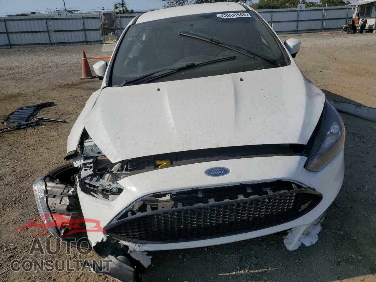 FORD FOCUS 2017 - 1FADP3L9XHL237460
