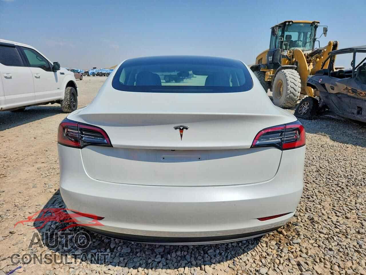 TESLA MODEL 3 2023 - 5YJ3E1EA3PF456687