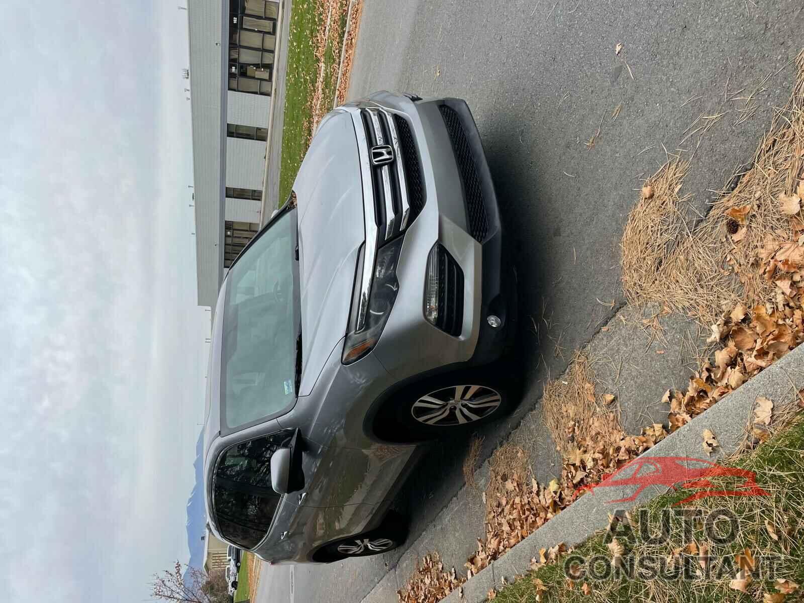 HONDA PILOT 2016 - 5FNYF5H56GB004922
