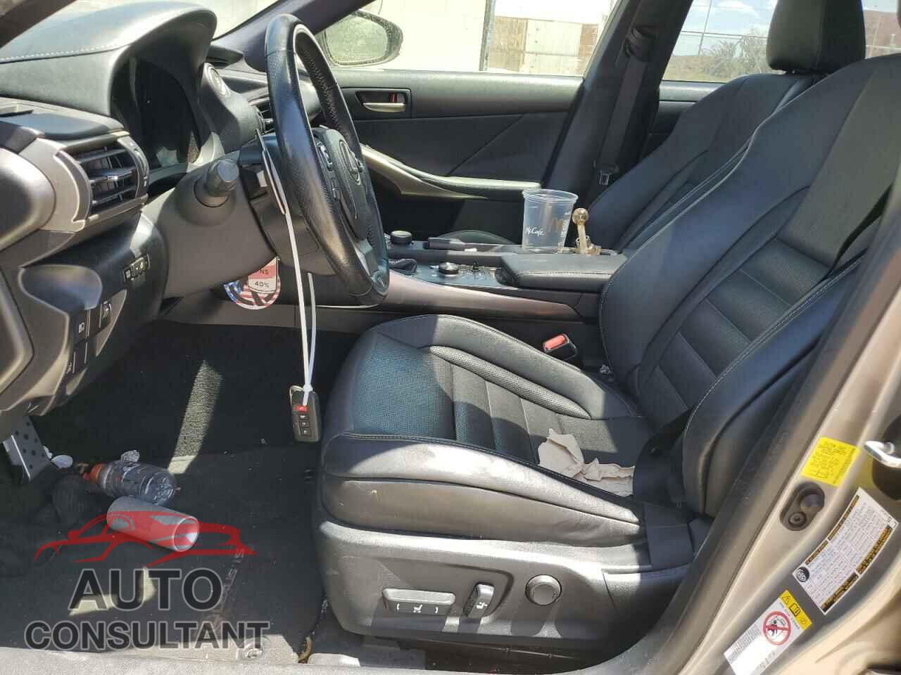 LEXUS IS 2017 - JTHBA1D2XH5044057