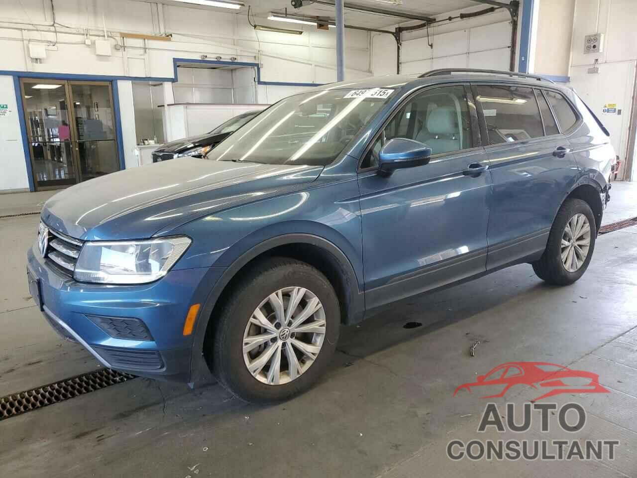 VOLKSWAGEN TIGUAN 2019 - 3VV0B7AX2KM197883