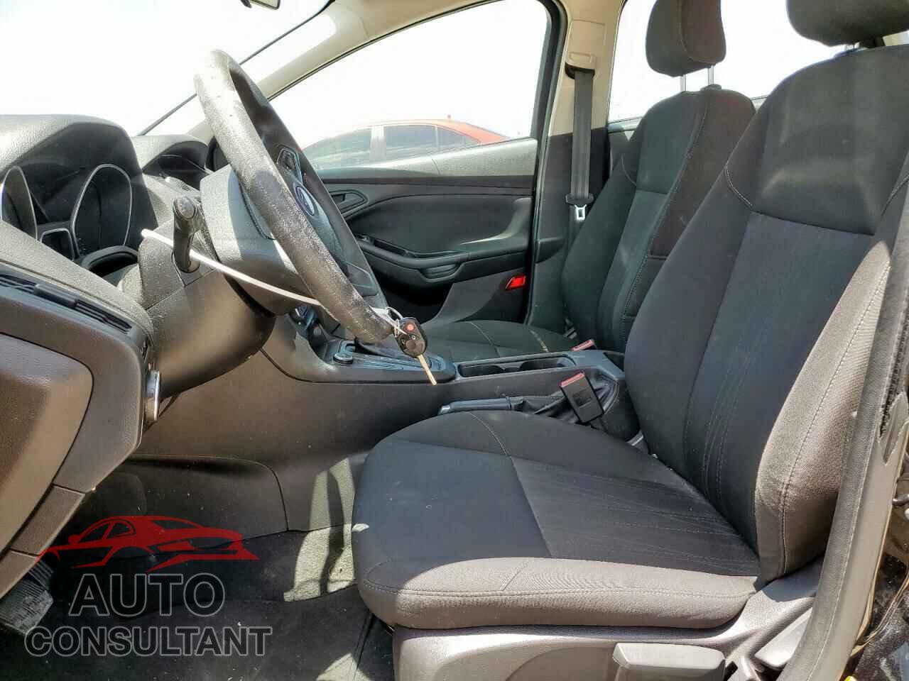 FORD FOCUS 2016 - 1FADP3E24GL226923