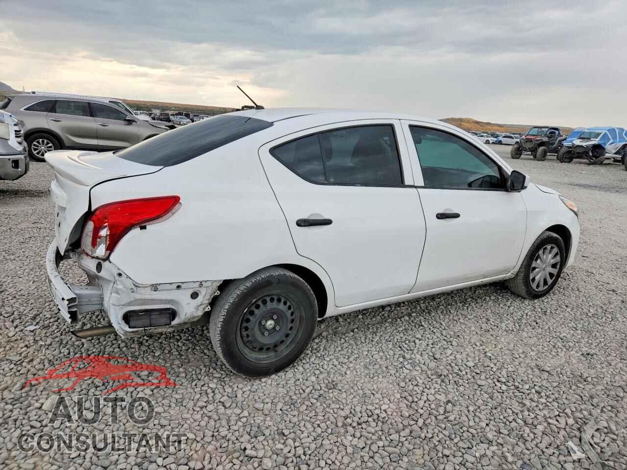 NISSAN VERSA 2019 - 3N1CN7AP3KL830533