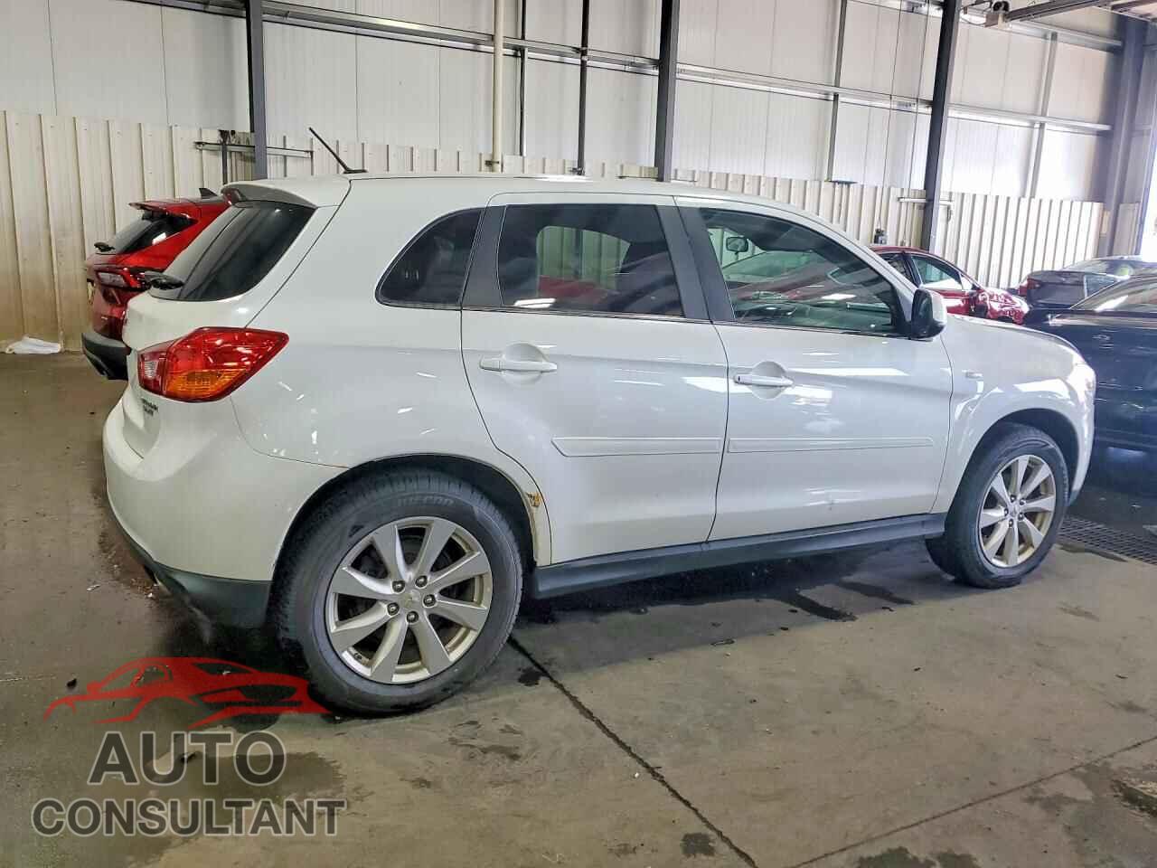 MITSUBISHI OUTLANDER 2015 - 4A4AR4AU7FE007731