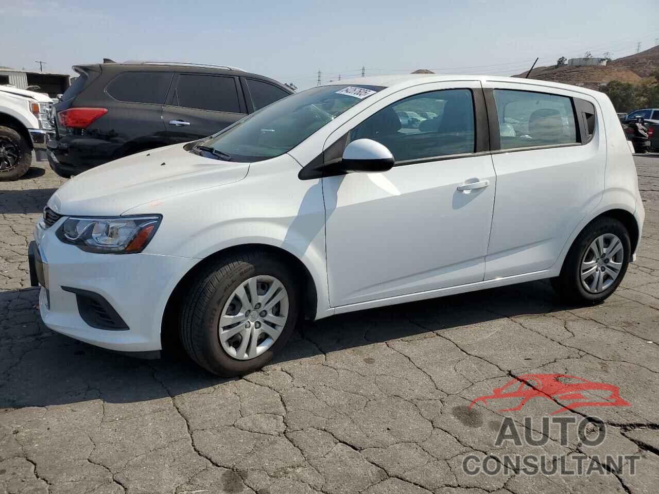 CHEVROLET SONIC 2017 - 1G1JG6SH7H4177339