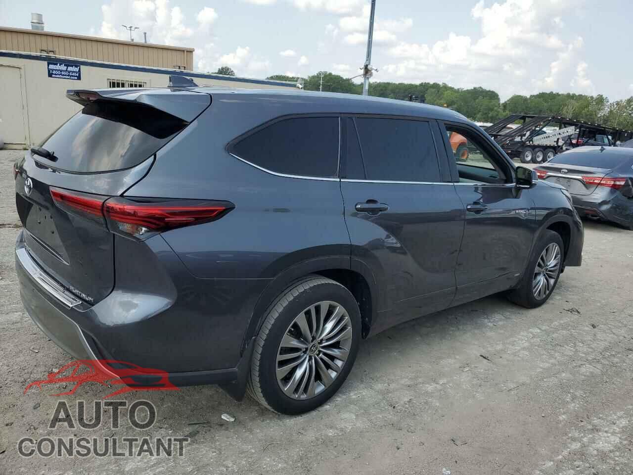 TOYOTA HIGHLANDER 2021 - 5TDEBRCH9MS045902