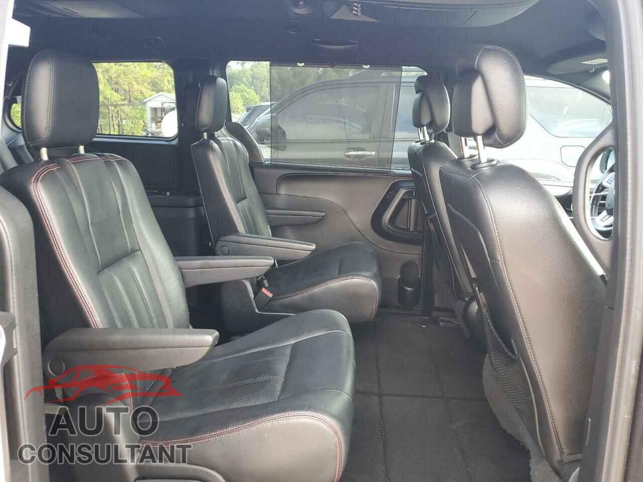 DODGE CARAVAN 2019 - 2C4RDGEG1KR556739