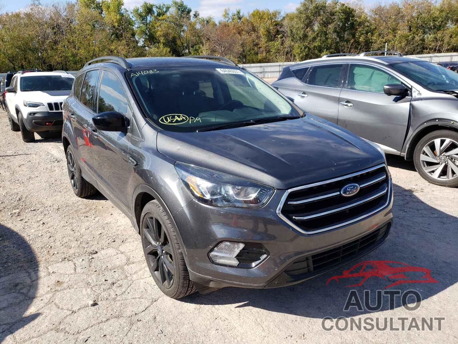 FORD ESCAPE 2017 - 1FMCU0GD7HUA14083