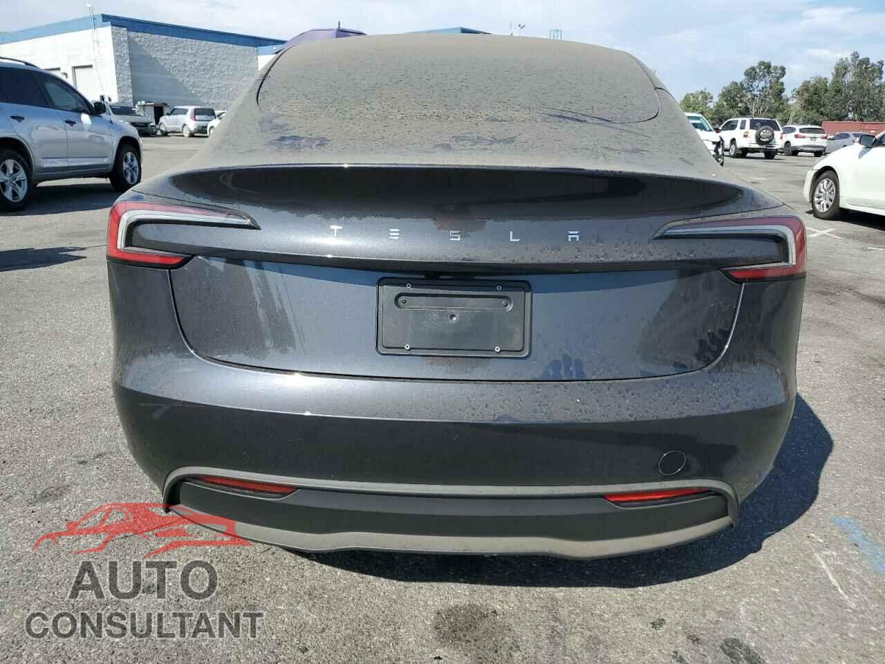 TESLA MODEL 3 2024 - 5YJ3E1EA7RF736468