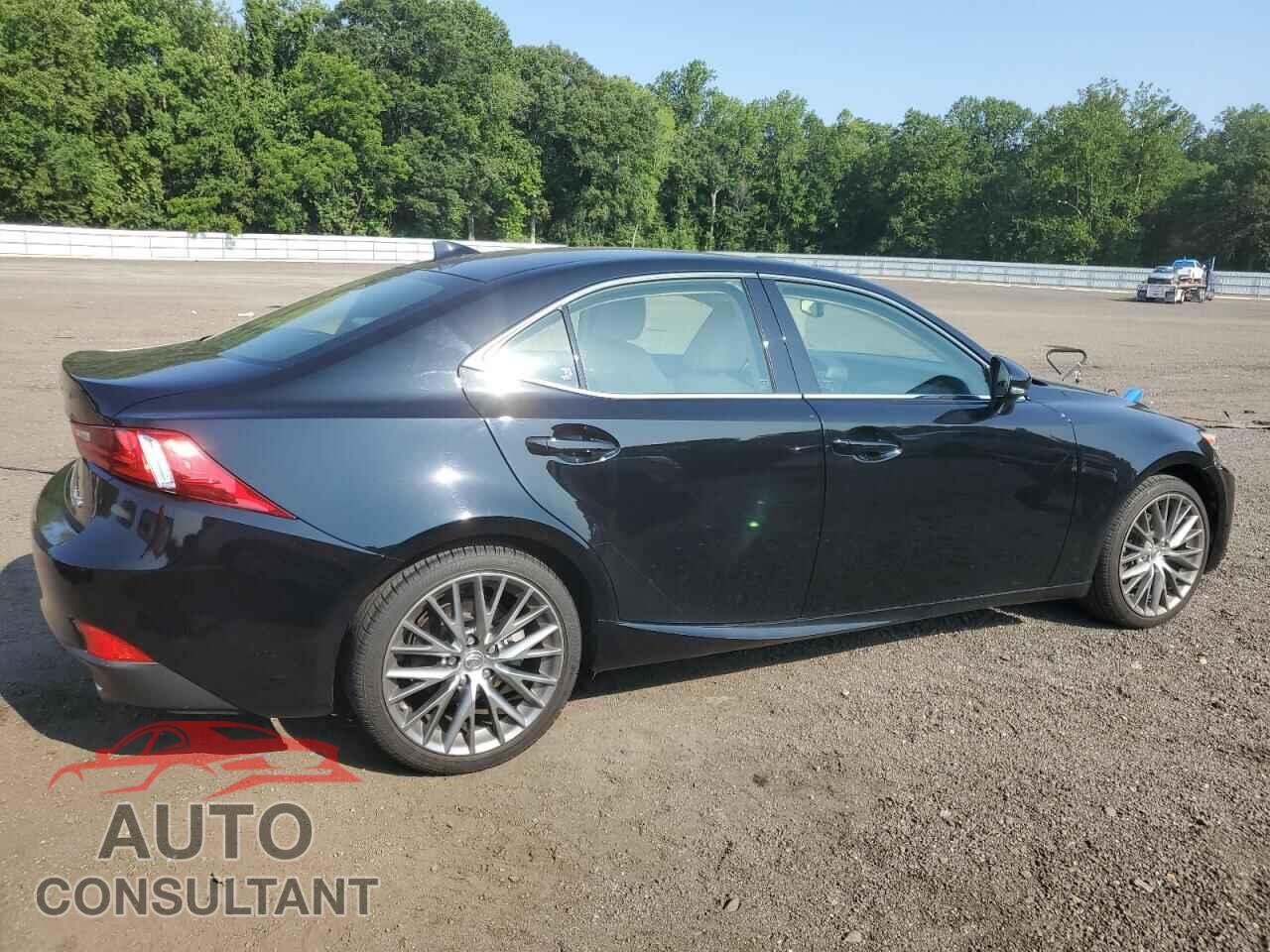 LEXUS IS 2014 - JTHCF1D21E5000952