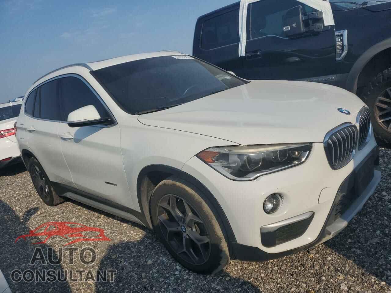 BMW X1 2016 - WBXHT3C30GP880932