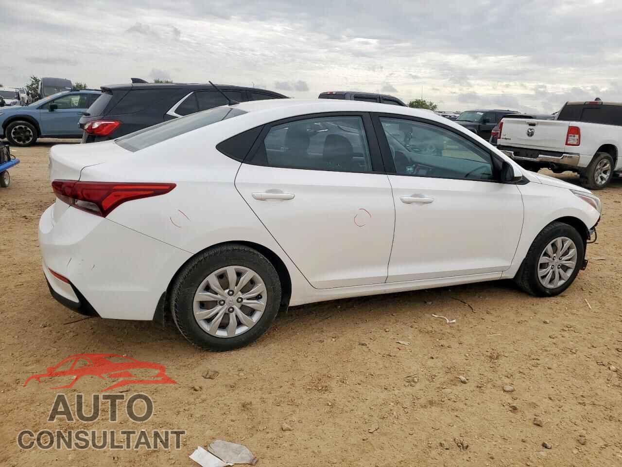 HYUNDAI ACCENT 2019 - 3KPC24A39KE056987