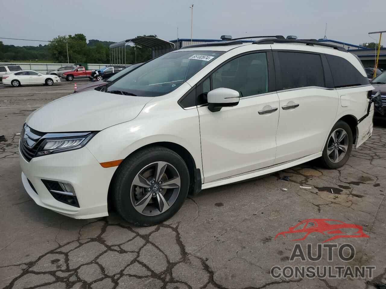 HONDA ODYSSEY 2018 - 5FNRL6H86JB034202
