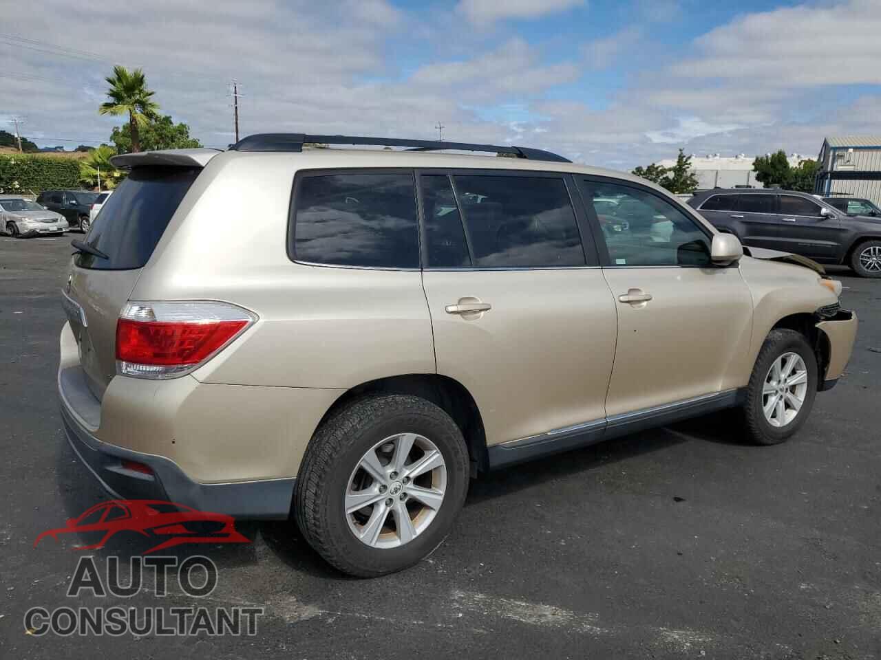 TOYOTA HIGHLANDER 2012 - 5TDBK3EH6CS153437