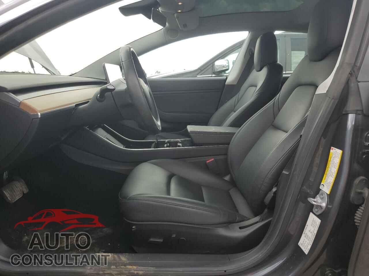 TESLA MODEL 3 2019 - 5YJ3E1EA1KF400336