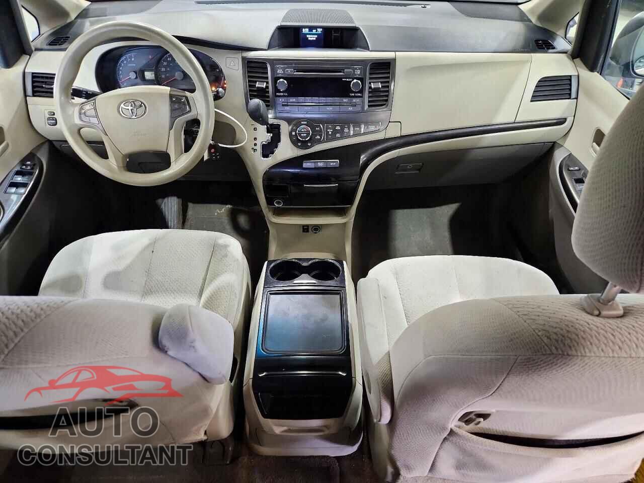TOYOTA SIENNA 2013 - 5TDKK3DC8DS293383