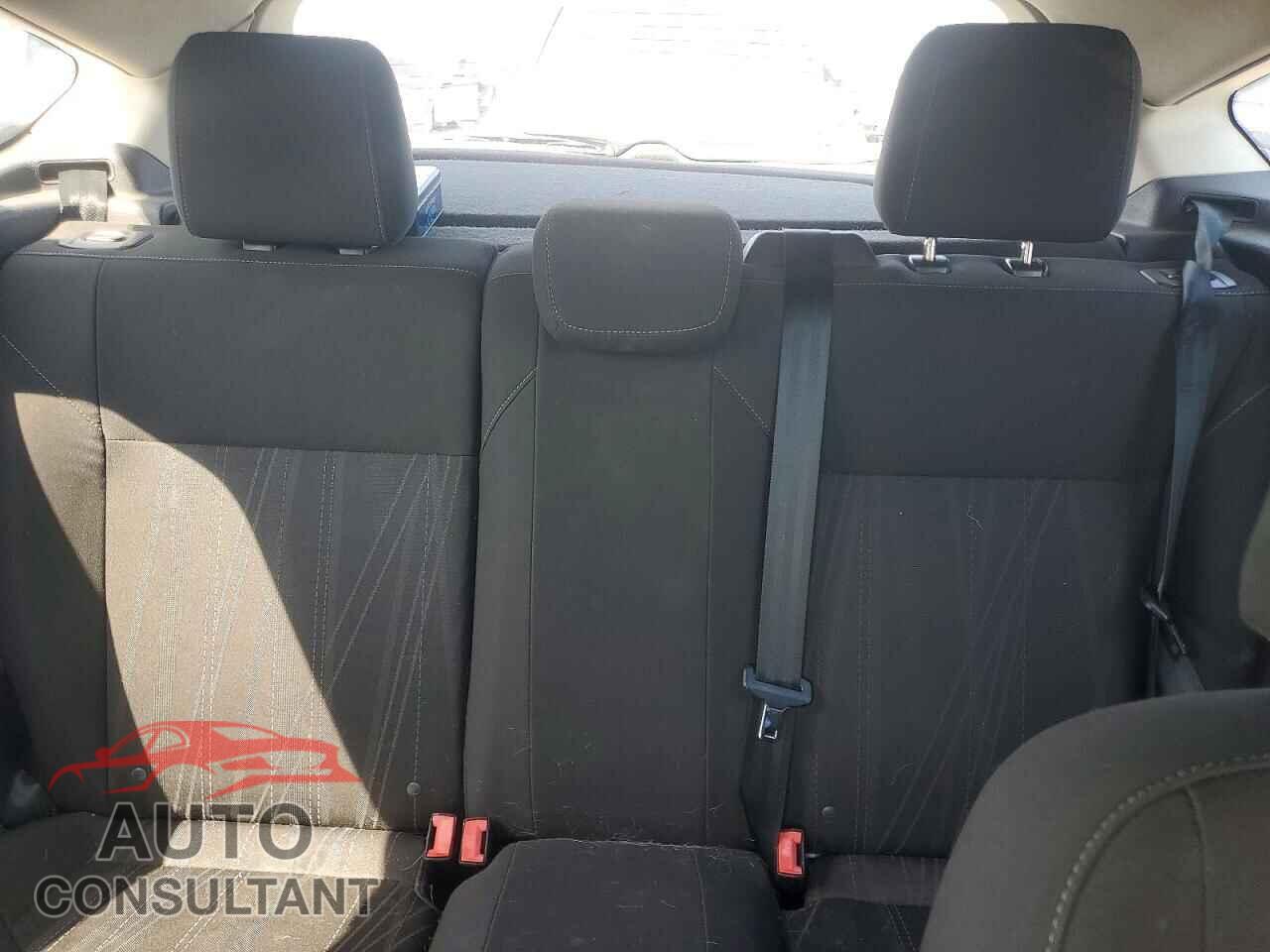 FORD FOCUS 2015 - 1FADP3K25FL314558