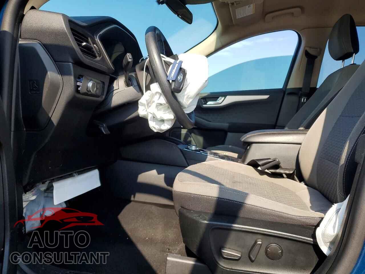 FORD ESCAPE 2020 - 1FMCU9G60LUA10830