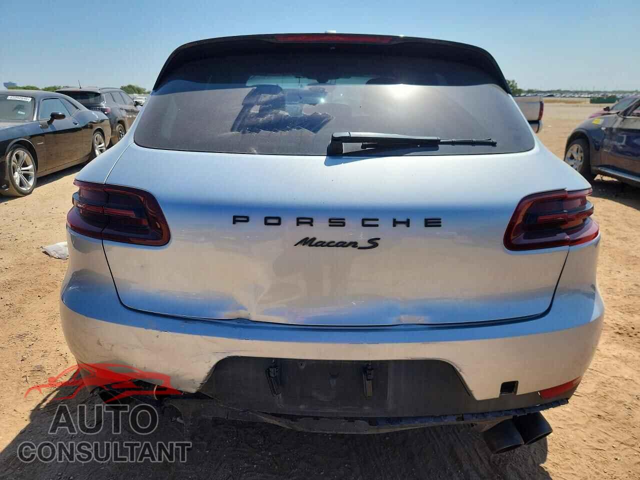 PORSCHE MACAN 2015 - WP1AB2A56FLB41519