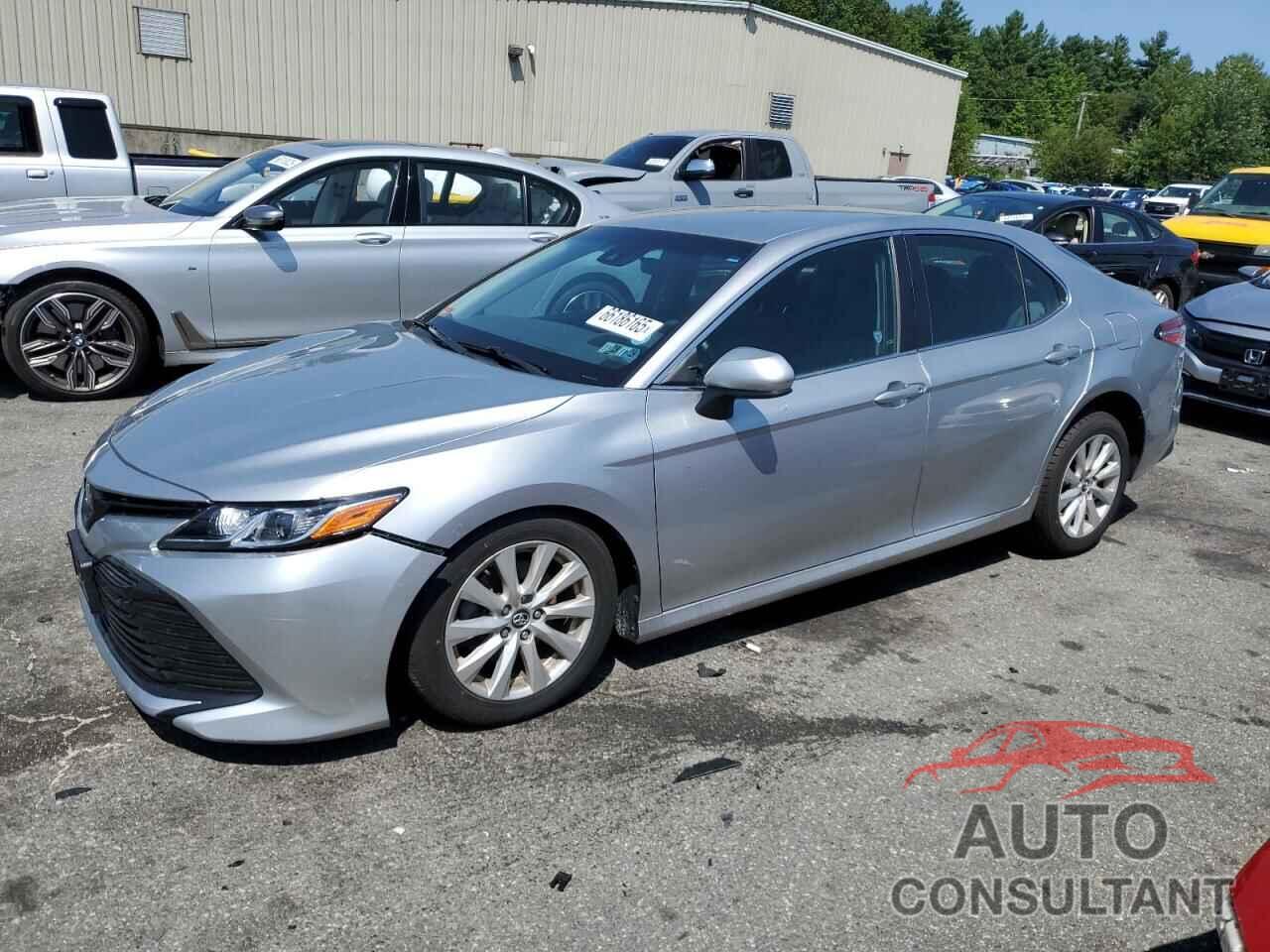 TOYOTA CAMRY 2018 - 4T1B11HK7JU653853