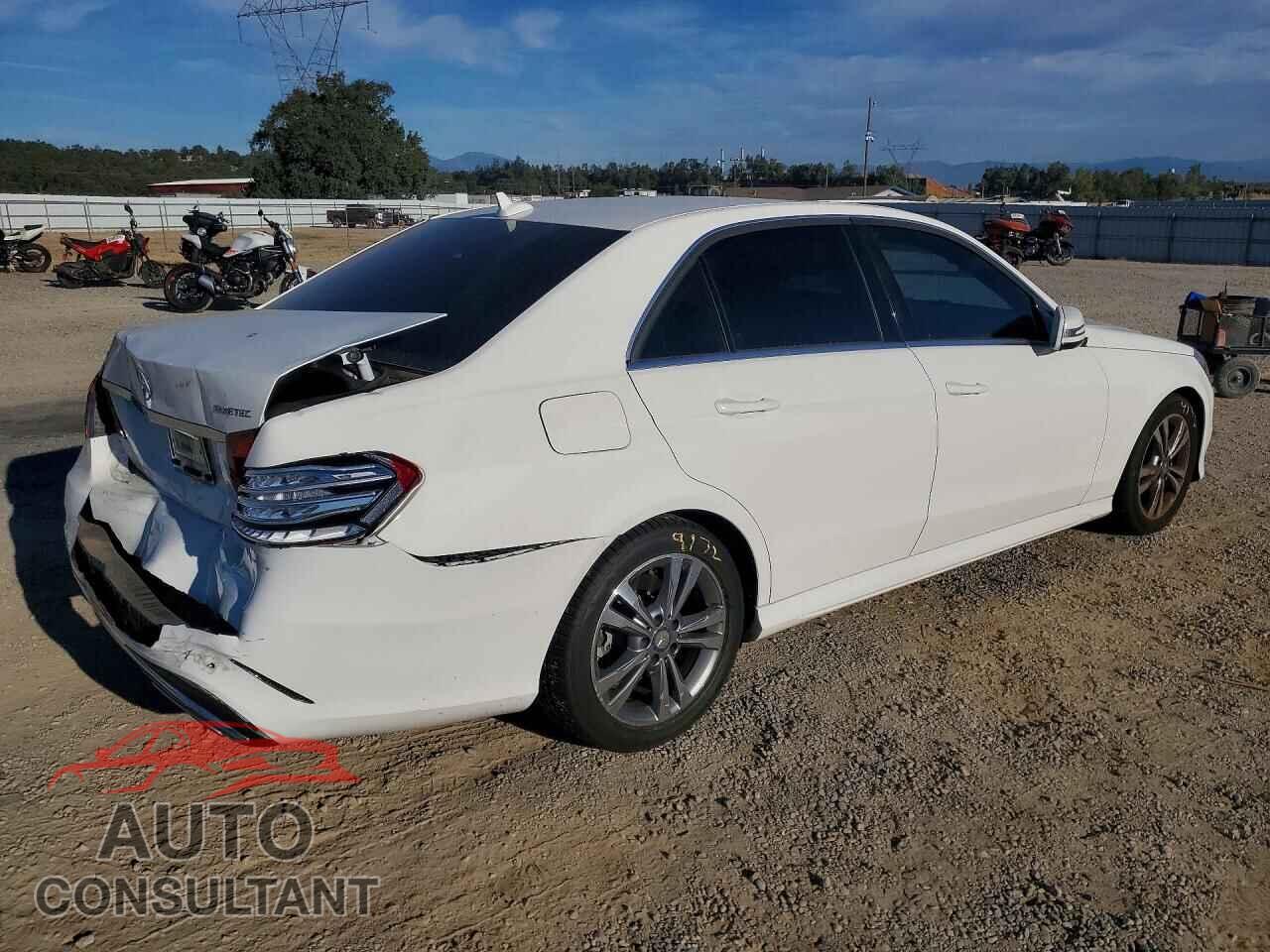 MERCEDES-BENZ E-CLASS 2015 - WDDHF0EB7FB112194