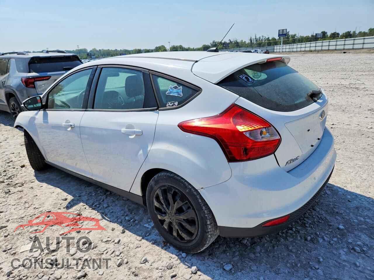 FORD FOCUS 2012 - 1FAHP3K24CL337813