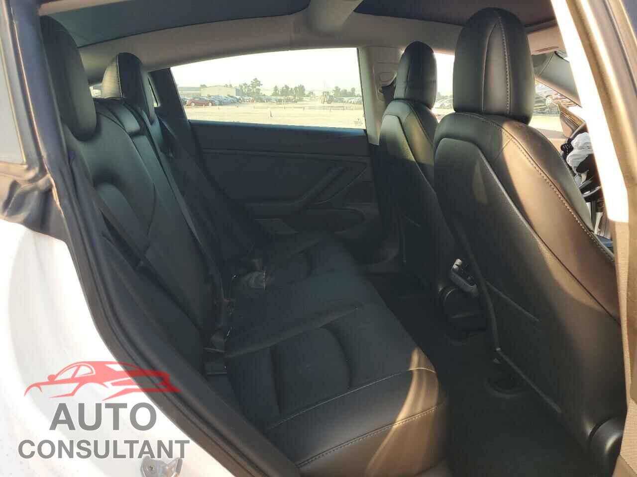 TESLA MODEL 3 2020 - 5YJ3E1EC2LF802143