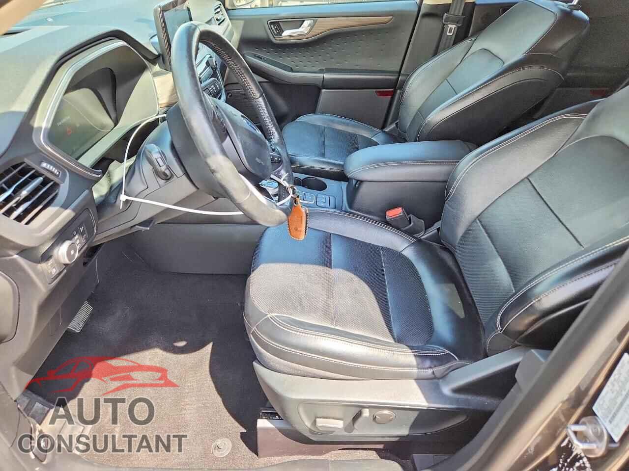 FORD ESCAPE 2020 - 1FMCU9DZ5LUA15259