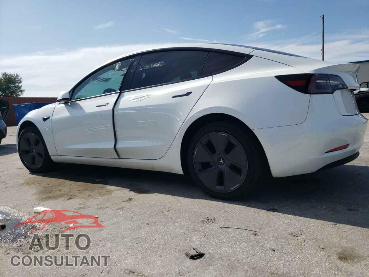 TESLA MODEL 3 2023 - 5YJ3E1EA7PF399751