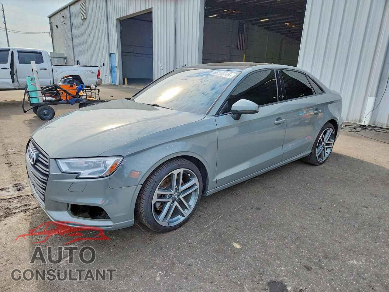 AUDI A3 2020 - WAUAUGFF0LA005451