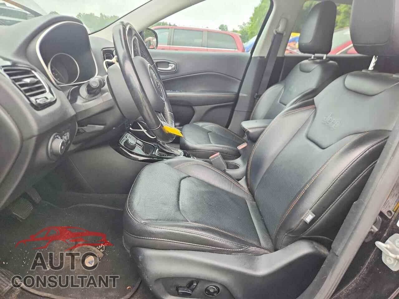 JEEP COMPASS 2021 - 3C4NJDCB0MT519520