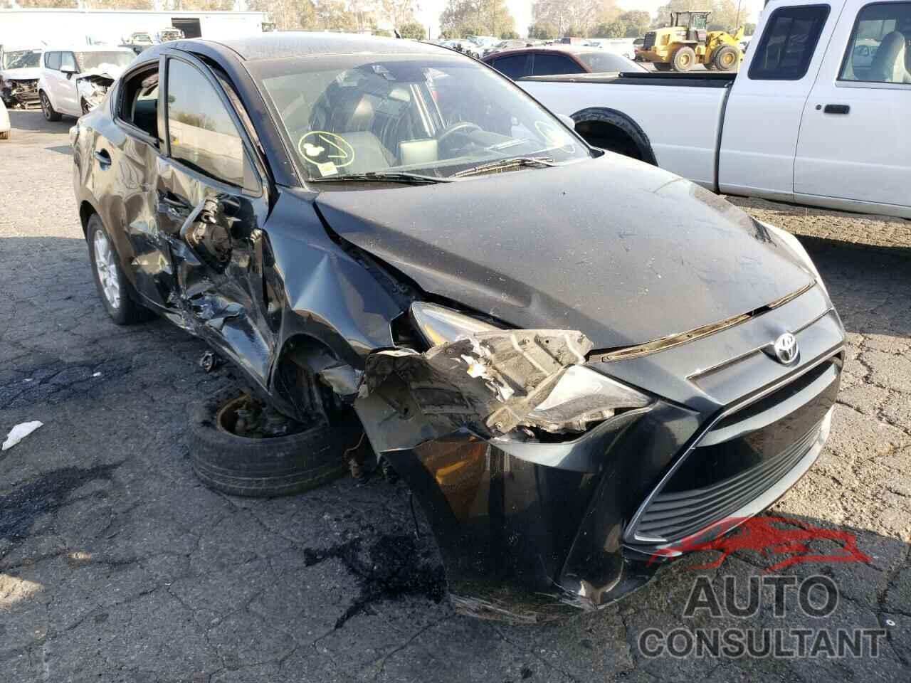 TOYOTA YARIS 2017 - 3MYDLBYV0HY160435