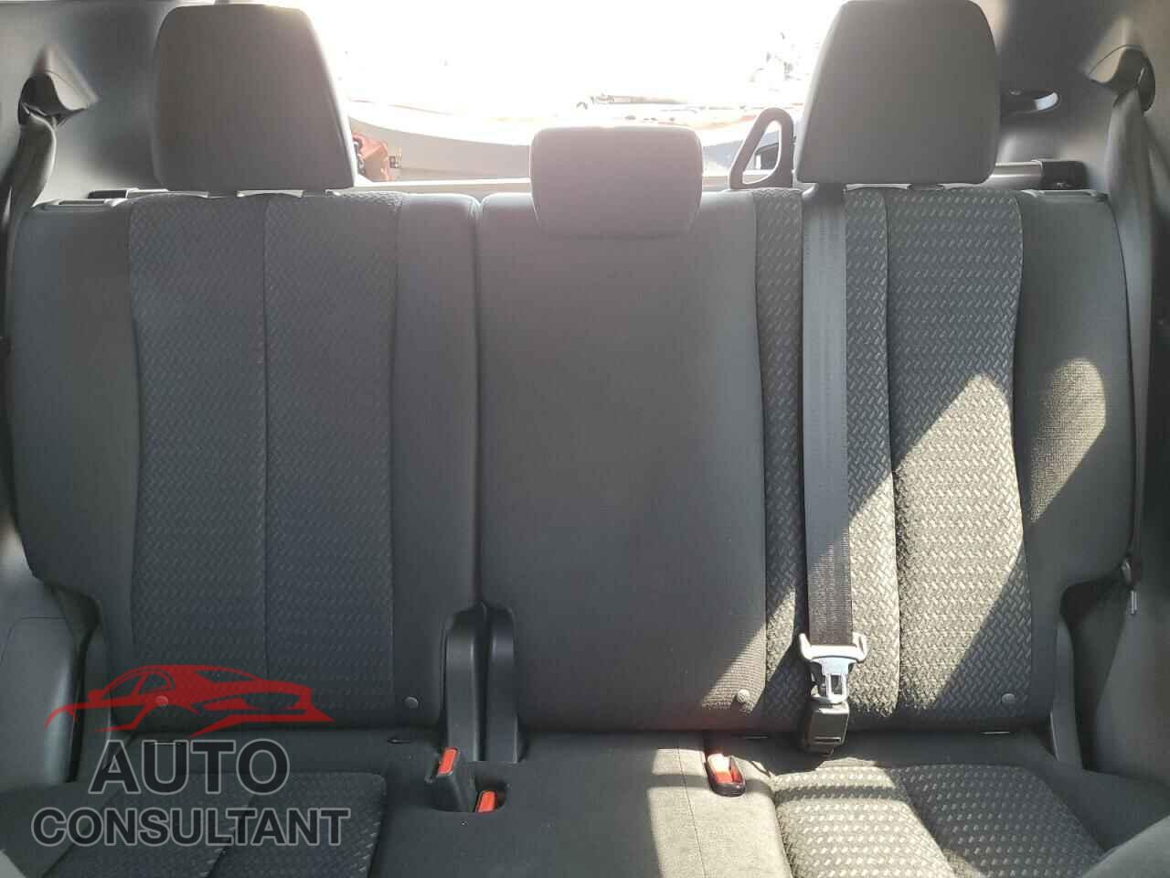 MITSUBISHI ECLIPSE 2024 - JA4ATVAA4RZ056008
