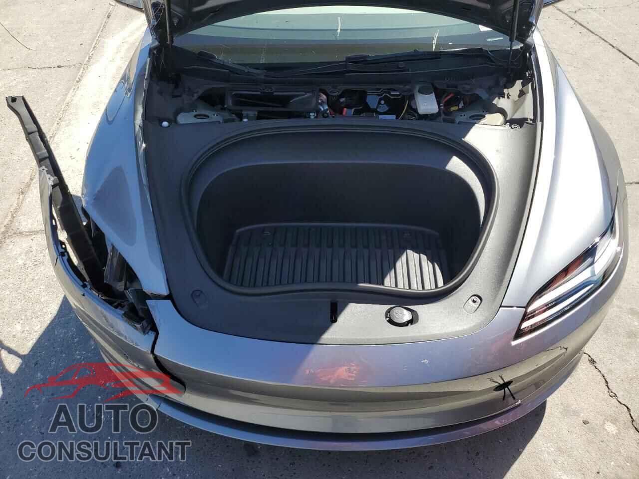 TESLA MODEL 3 2025 - 5YJ3E1EA5SF911998