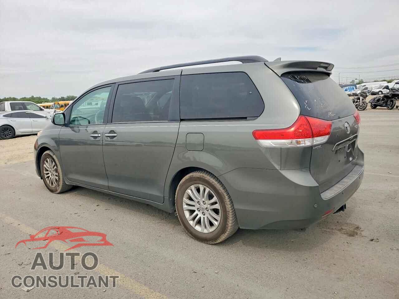 TOYOTA SIENNA 2011 - 5TDYK3DC2BS099634