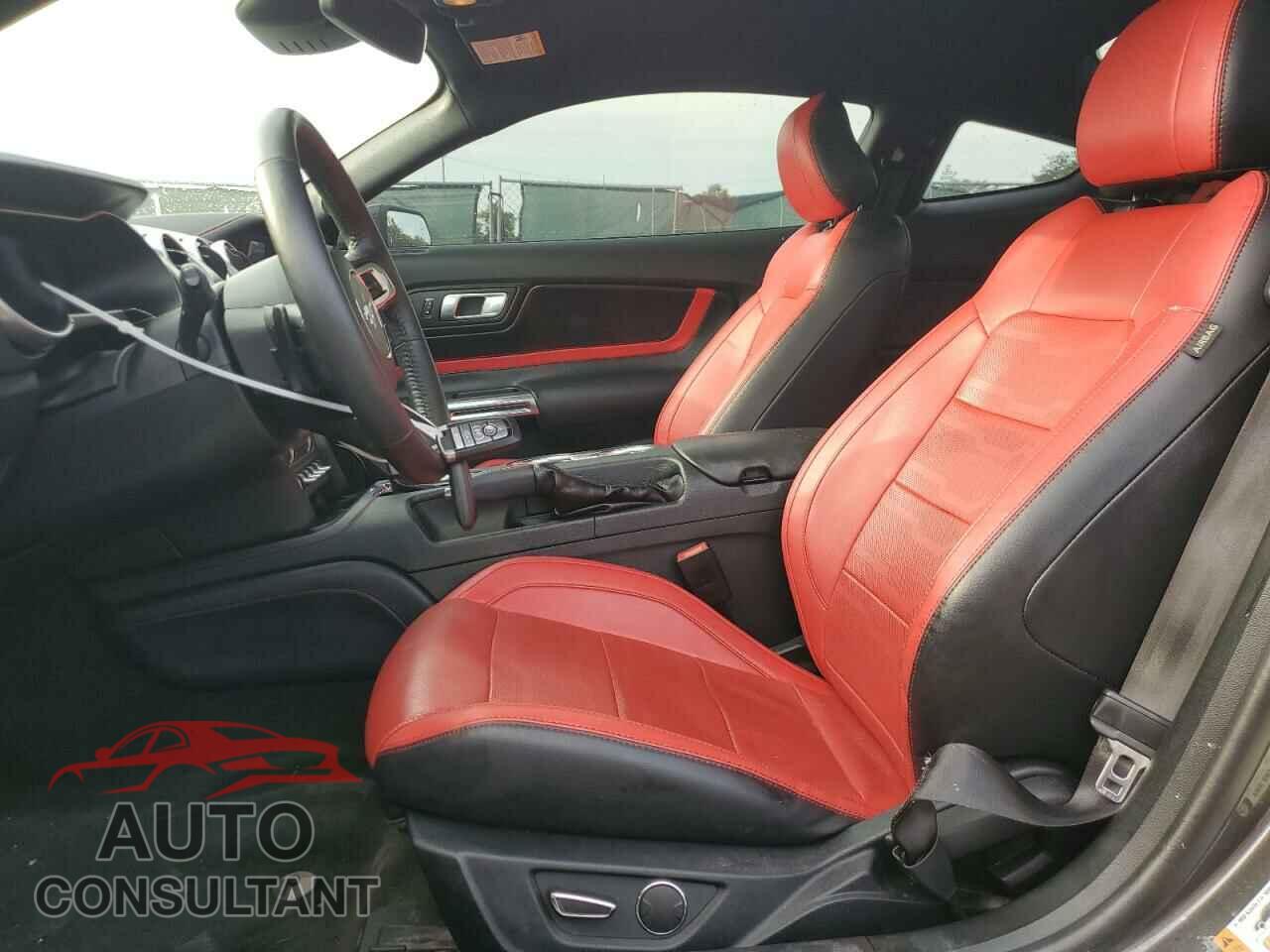 FORD MUSTANG 2018 - 1FA6P8CF7J5100448