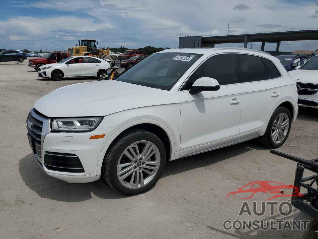 AUDI Q5 2018 - WA1BNAFY4J2232050